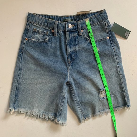 Wild Fable Jean Bermuda Shorts Size 0 High Rise Raw Hem Denim NWT - Picture 16 of 16